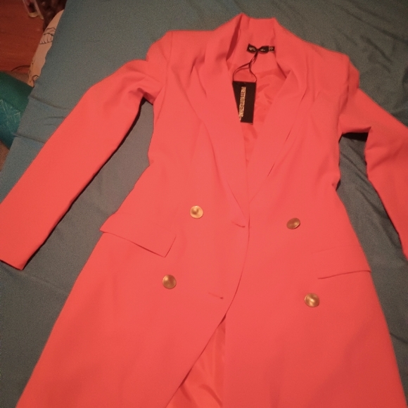 Coral Gold Button Blazer - Picture 4 of 8